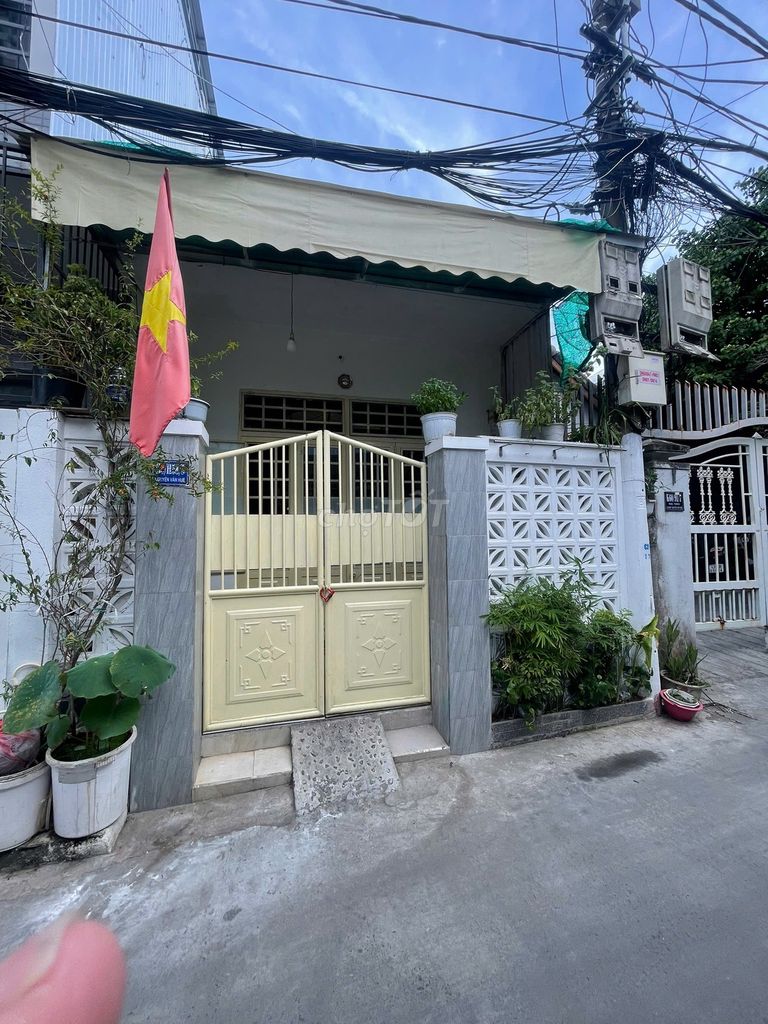 BÁN NHÀ MẸ NHU HẺM Ô TÔ 3.2 TỶ HƯỚNG BẮC CÓ TL