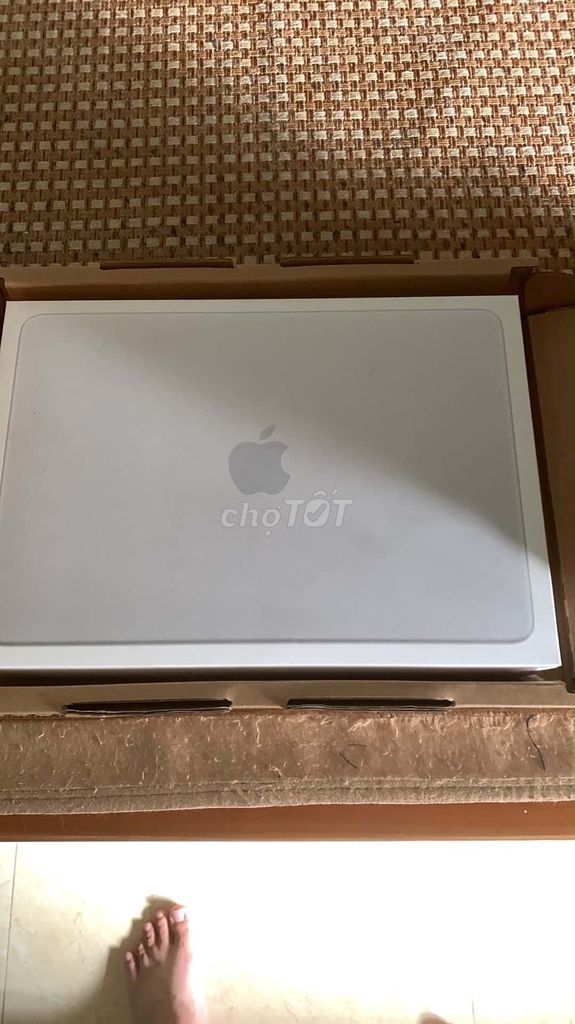 Apple MacBook Neo Màu Bạc Nguyên SEAL 100%. Mua bán Laptop tại Quận Liên Chiểu Đà Nẵng được đăng bởi Khánh hình 1