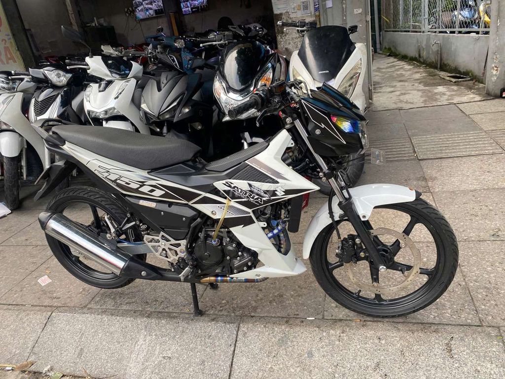 Suzuki Satria Fi 2020 mới 90% Bstp chính chủ. Mua bán Xe máy tại Quận Tân Phú Tp Hồ Chí Minh được đăng bởi Tuanduy hình 2