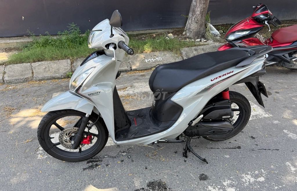 Honda vision 2024 bản đặc biệt có trả góp trao đổi. Mua bán Xe máy tại Quận Cẩm Lệ Đà Nẵng được đăng bởi Toàn hình 4