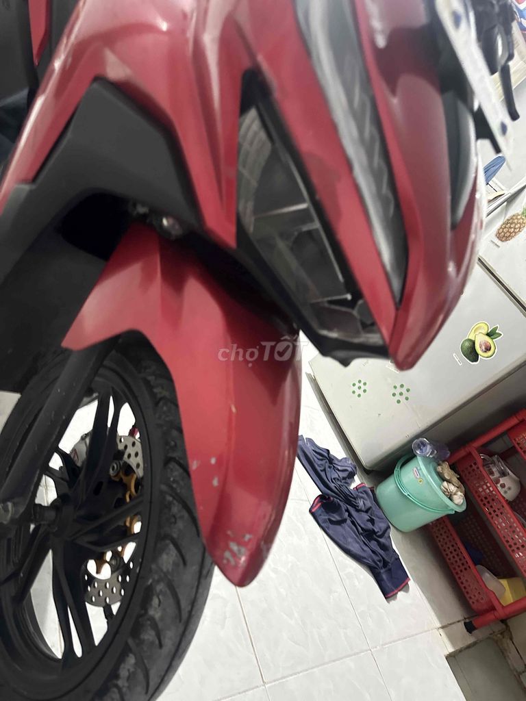 xe có vô đc ích món đồ chơi xe có chầy và bể nhẹ. Mua bán Xe máy tại Huyện Đức Hòa Long An được đăng bởi Lạnh Nhạt hình 4