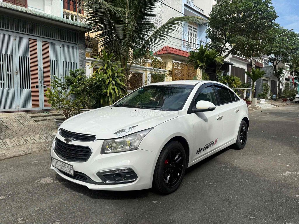Chevrolet Cruze Trắng Số sàn 5 chỗ. Mua bán Ô tô tại Thành phố Dĩ An Bình Dương được đăng bởi Ely Tăng hình 1