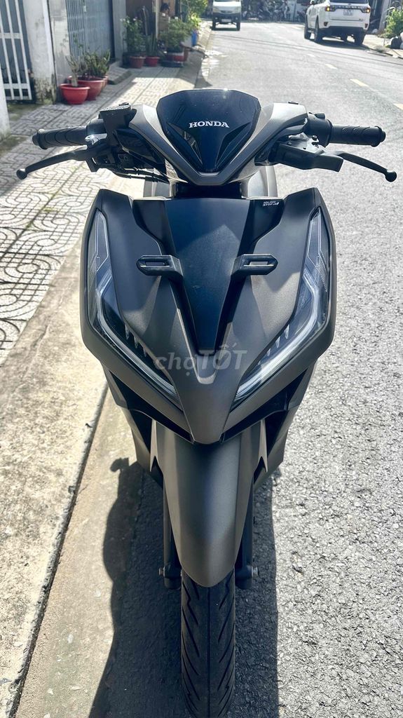 HONDA VARIO 150 BIỂN SỐ VĨNH LONG XE CHÍNH CHỦ. Mua bán Xe máy tại Huyện Trà Ôn Vĩnh Long được đăng bởi Cửa hàng xe Phương Linh hình 2