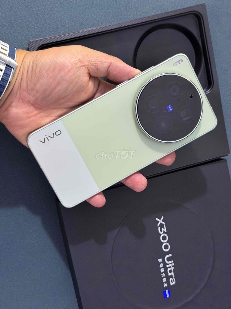 Bán hoặc giao lưu Vivo X300 Ultra 12/512 Fullbox. Mua bán Điện thoại tại Thành phố Biên Hòa Đồng Nai được đăng bởi Việt hình 1