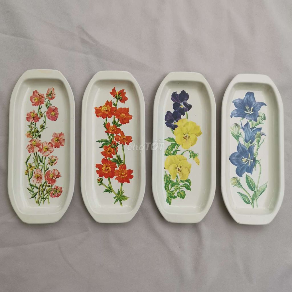 Bộ 4 cái khay Thép Tráng Men Nhật. Mua bán Dụng cụ nhà bếp tại Huyện Bình Giang Hải Dương được đăng bởi Phan Quang hình 1