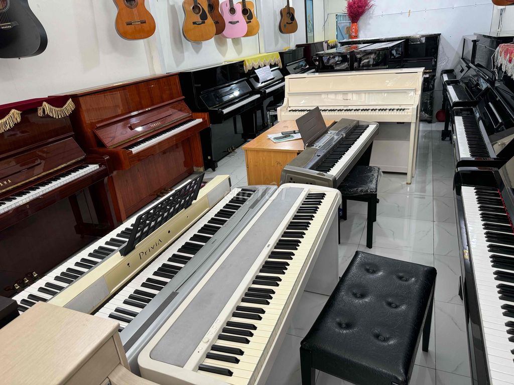 Piano korg B1 sale 6tr kèm ghế