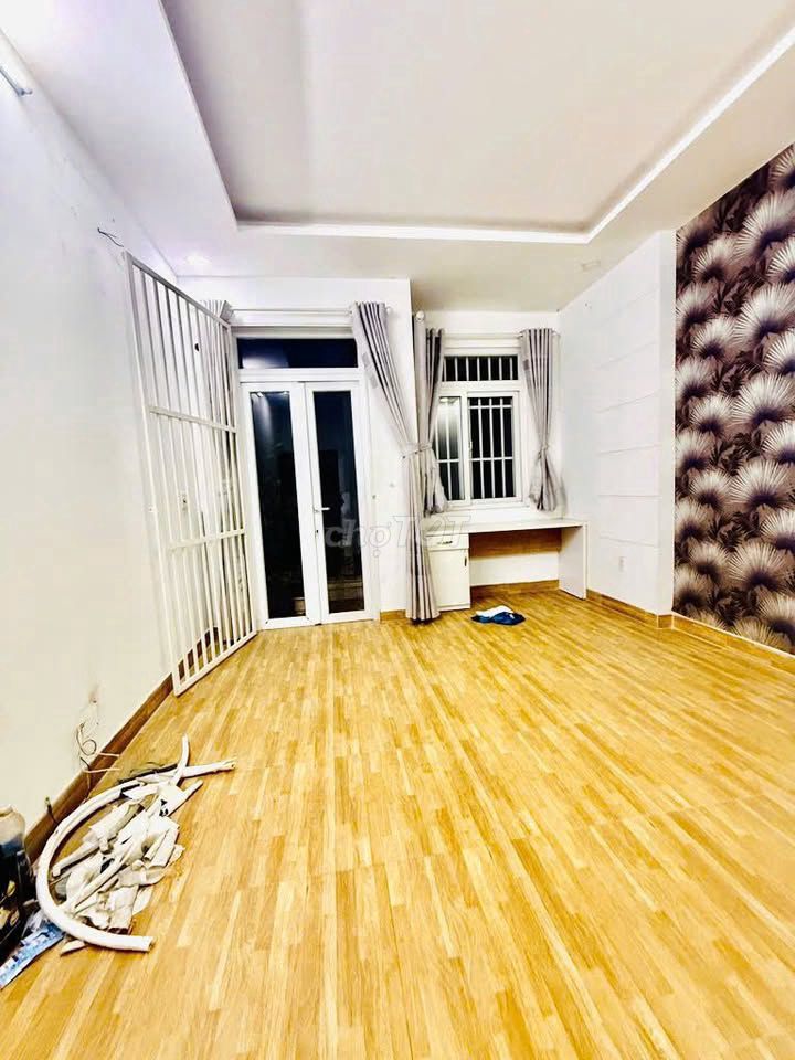 HIẾM 5,3TY BÊN CẠNH ĐH LUẬT, NHÀ MẶT TIỀN 75M2, HẺM SẠCH ĐẸP OTO ĐỖ. Mua bán Nhà ở tại Thành phố Thủ Đức Tp Hồ Chí Minh được đăng bởi Trịnh Nhung hình 4