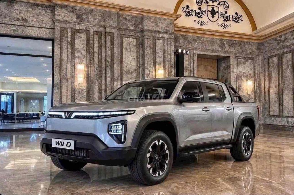 VinFast VF Wild 2026 электрический пикап 750 кг 1000 км красный
