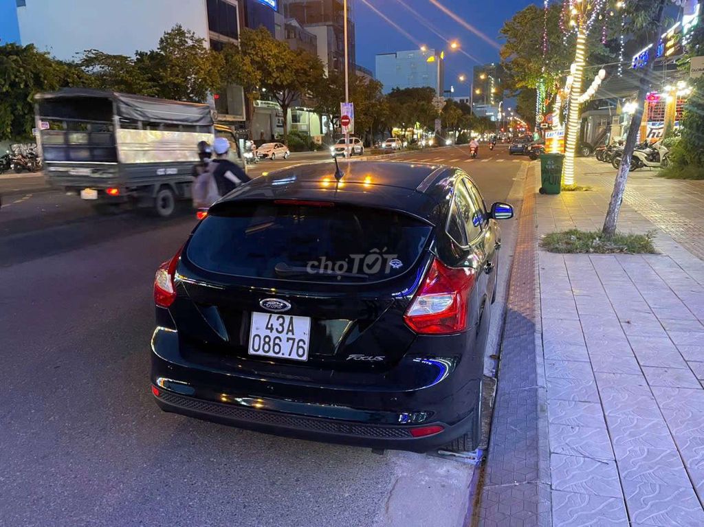 Bán Focus Hacback số tự động, lợi xăng bản cao cấp. Mua bán Ô tô tại Quận Hải Châu Đà Nẵng được đăng bởi otocudanang hình 5