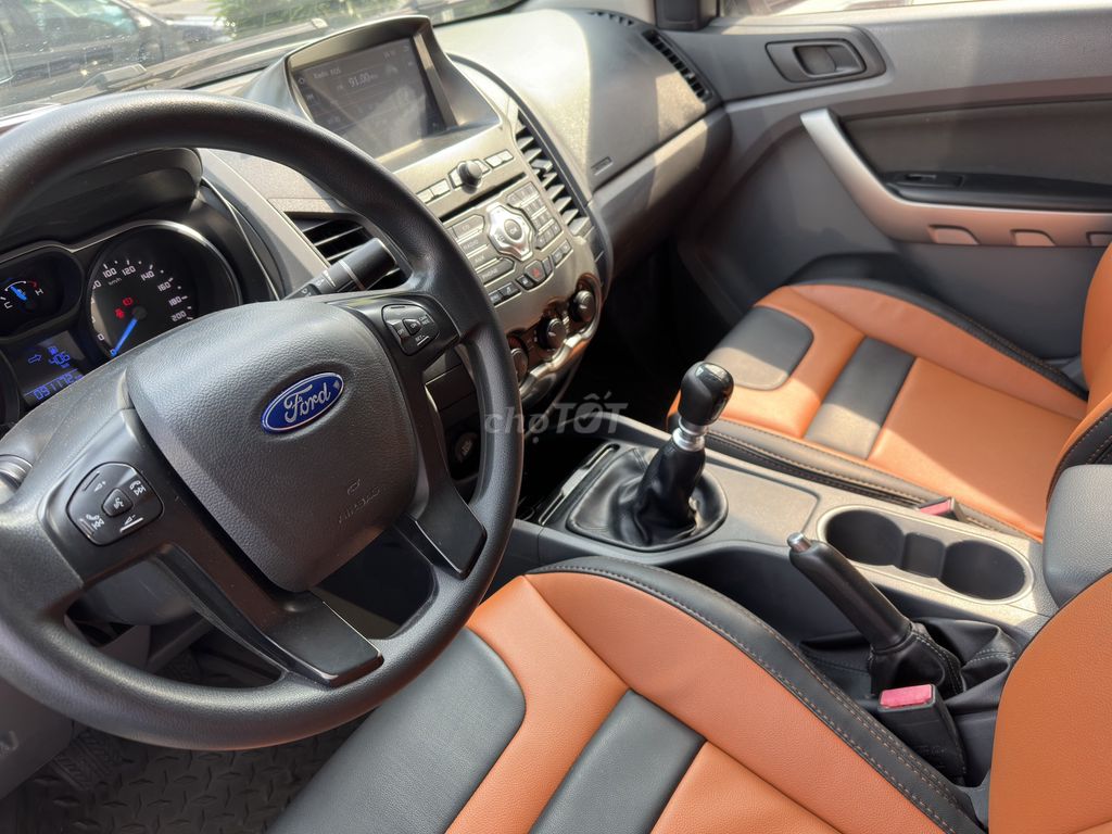 Ford Ranger 2017, số sàn, hỗ trợ vay,bảo hành 2024