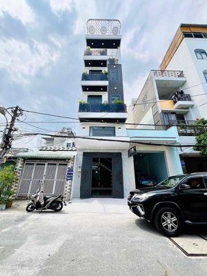 Cắt Lỗ Hơn Nửa Tỷ – Nhà 5 Tầng Có Thang Máy 450kg – Ngay Trường Chinh