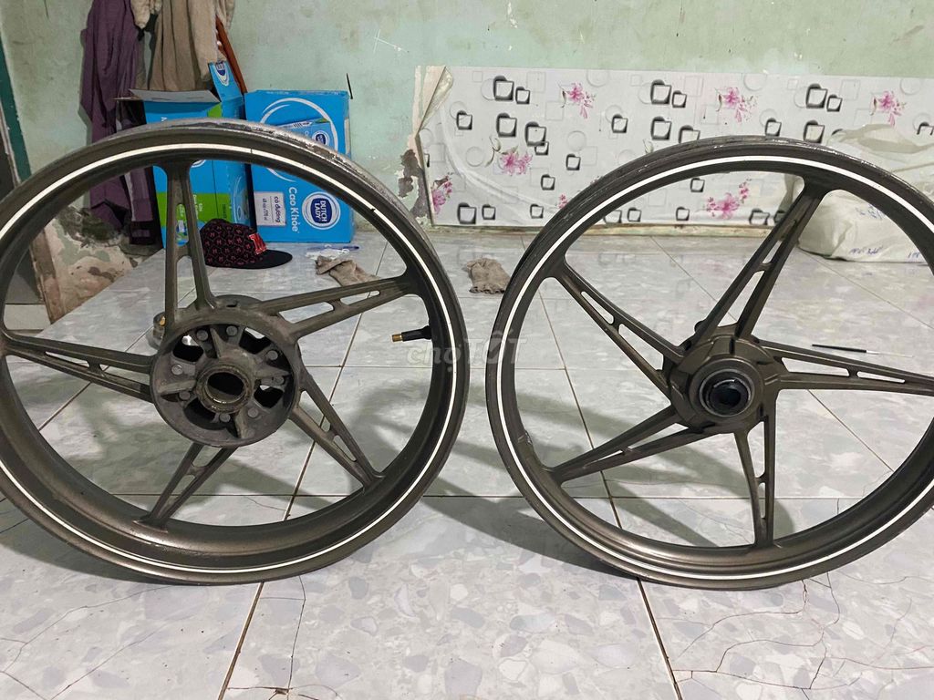 cần bán mâm xe. Mua bán Phụ tùng xe tại Huyện Kế Sách Sóc Trăng được đăng bởi Vo Trí Bảo hình 4