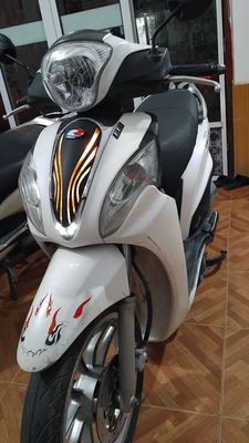 Bán xe Kymco people 16 fi 125cc màu trắng. Biển 12. Mua bán Xe máy tại Thành phố Thái Nguyên Thái Nguyên được đăng bởi Hùng
