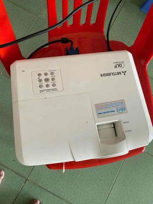 máy chiếu mitsubishi Nhật mới keng. Mua bán Đồ dùng văn phòng tại Huyện Dương Minh Châu Tây Ninh được đăng bởi ĐỨC 