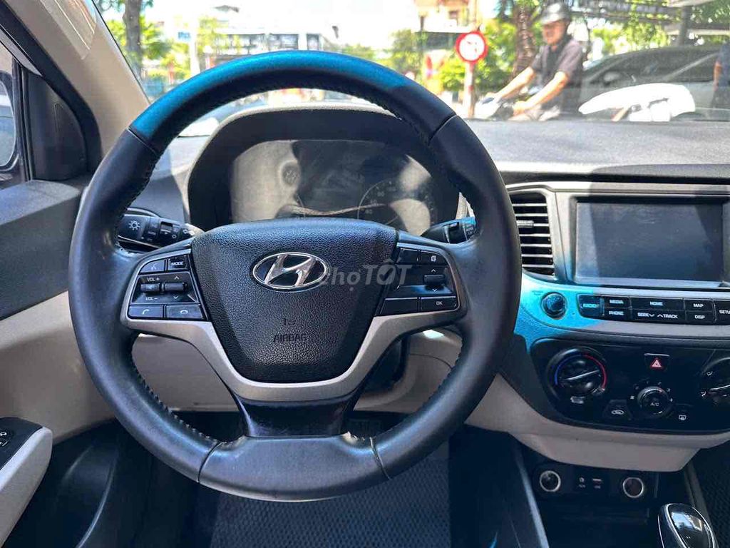 Hyundai Accent 2019 1.4 AT - 65000 km. Mua bán Ô tô tại Quận Cẩm Lệ Đà Nẵng được đăng bởi Phước Auto hình 3