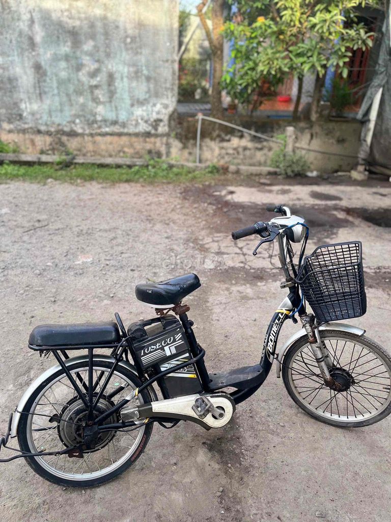 Xe đạp điện màu Đen, Bạc. Mua bán Xe điện tại Huyện Mỏ Cày Nam Bến Tre được đăng bởi PHÁT hình 4