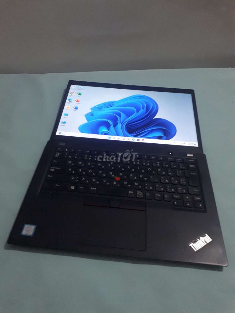 Thinkpad X390 khủng i7 -8665u RAM32G,SSD 512G đẹp