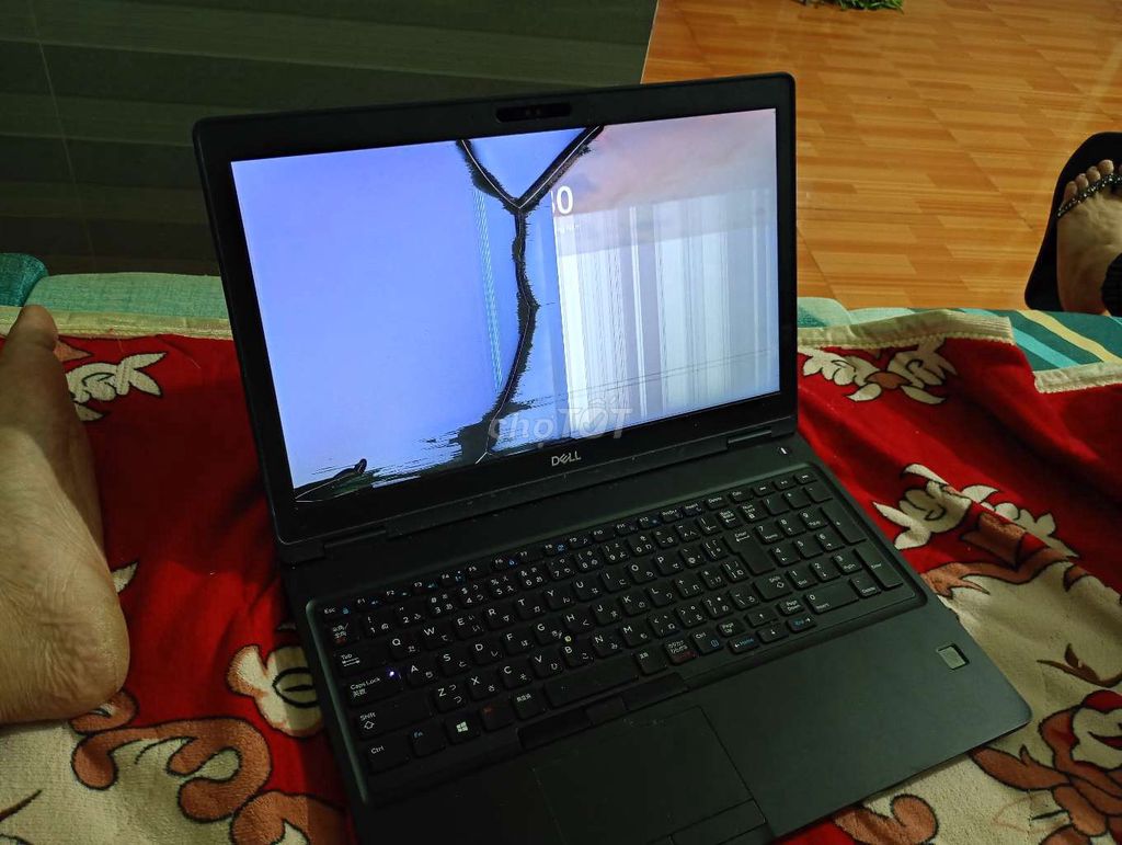 Dell Latitude 5590 Đen Hỏng màn hình. Mua bán Laptop tại Quận Ba Đình Hà Nội được đăng bởi Trần Hải Long hình 1