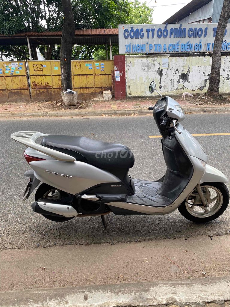 thanh lý xe lead fi 2010 máy zin êm xe sạch sẽ.. Mua bán Xe máy tại Thành phố Bà Rịa Bà Rịa - Vũng Tàu được đăng bởi Tùng Vario hình 4