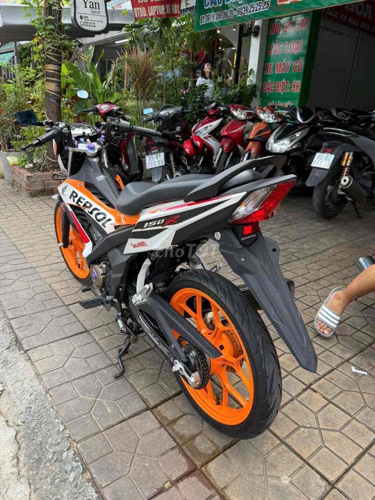 Hàng Độc Sonic Repsol siêu hiếm - siêu lướt. Mua bán Xe máy tại Quận Ninh Kiều Cần Thơ được đăng bởi Cửa hàng Hoà Hiệp II  hình 2