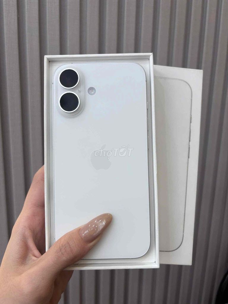 iPhone 16 256GB Trắng VN sạc 11l Bh 4/2027 9282829. Mua bán Điện thoại tại Quận Ninh Kiều Cần Thơ được đăng bởi Quý Mobile Cần thơ hình 1