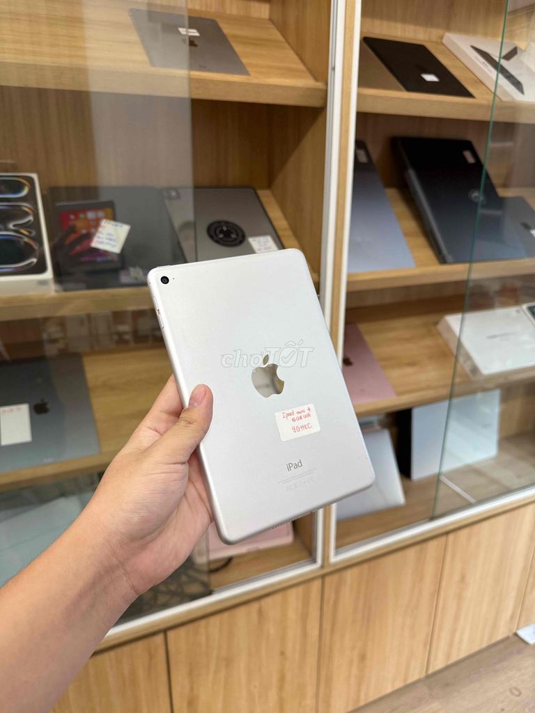 Apple iPad Mini 4 Wifi 16GB Bạc Đã sử dụng. Mua bán Máy tính bảng tại Quận Đống Đa Hà Nội được đăng bởi Hoàng quân store hình 1