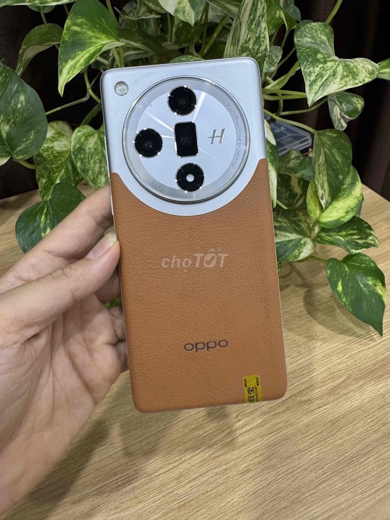 Oppo Find X7 12GB/256GB Nâu CÓ COD - GÓP. Mua bán Điện thoại tại Quận Hoàng Mai Hà Nội được đăng bởi Gia Vinh hình 1