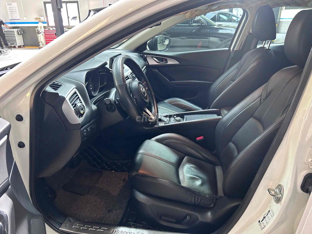 Mazda 3 2019 Sport 1.5L Premium - 45000 km. Mua bán Ô tô tại Thành phố Thủ Đức Tp Hồ Chí Minh được đăng bởi Trọng Thức hình 4