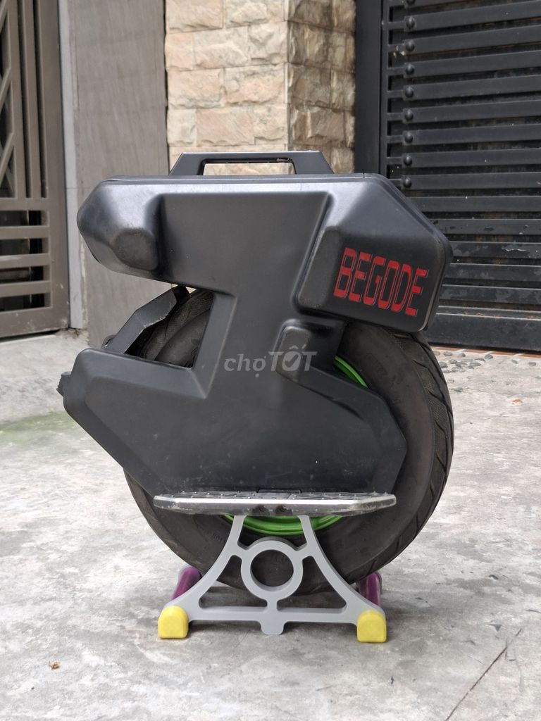 Xe điện cân bằng 1 bánh Begode Future. Mua bán Xe điện tại Quận Gò Vấp Tp Hồ Chí Minh được đăng bởi Thanh Lê hình 2