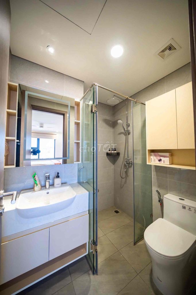 Furnished 2-bedroom apartment at FPT Plaza 3 — photo 8