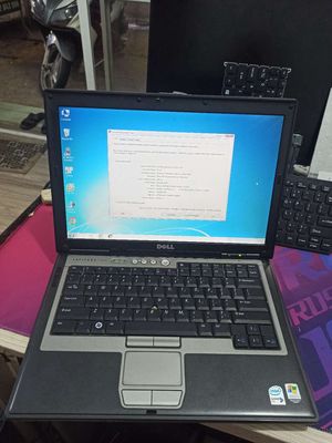 Dell D620. 14 inch 4gb ram 250gb hdd