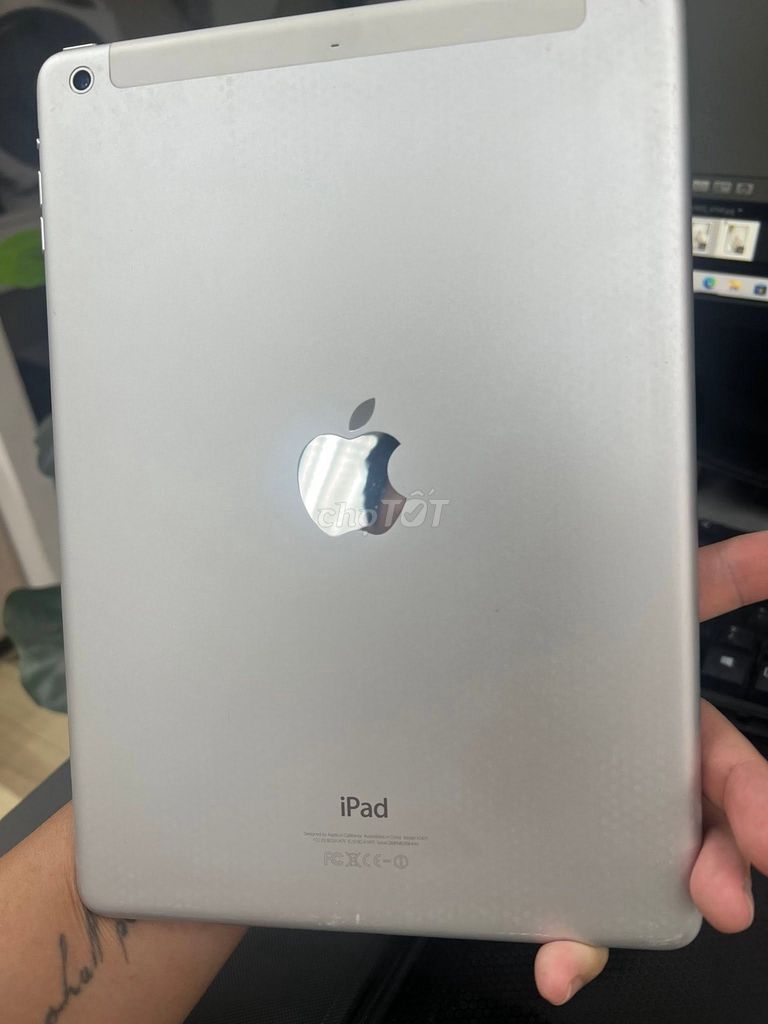 Apple iPad Air 16GB Bạc. Mua bán Máy tính bảng tại Quận Ba Đình Hà Nội được đăng bởi Hội Đồ Điện Tử hình 1