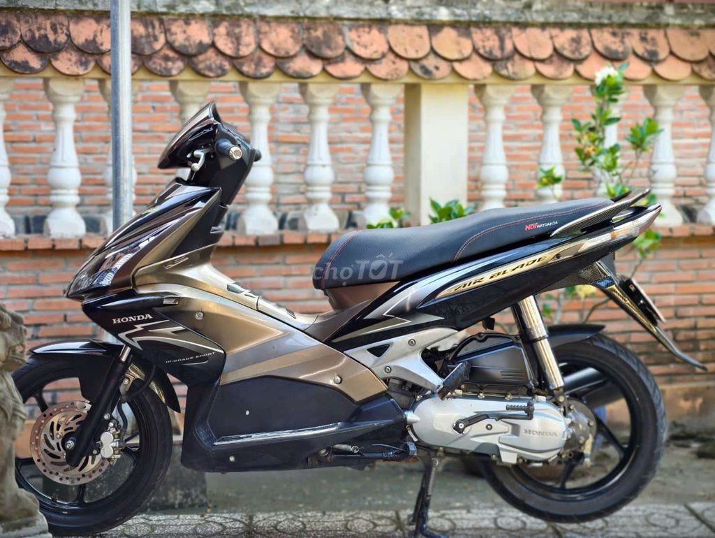 Em bán chiếc airblade Thái Fi đời 2010. Mua bán Xe máy tại Quận Cái Răng Cần Thơ được đăng bởi Nghiêm Hoàng Thiên Gia Hạo hình 6