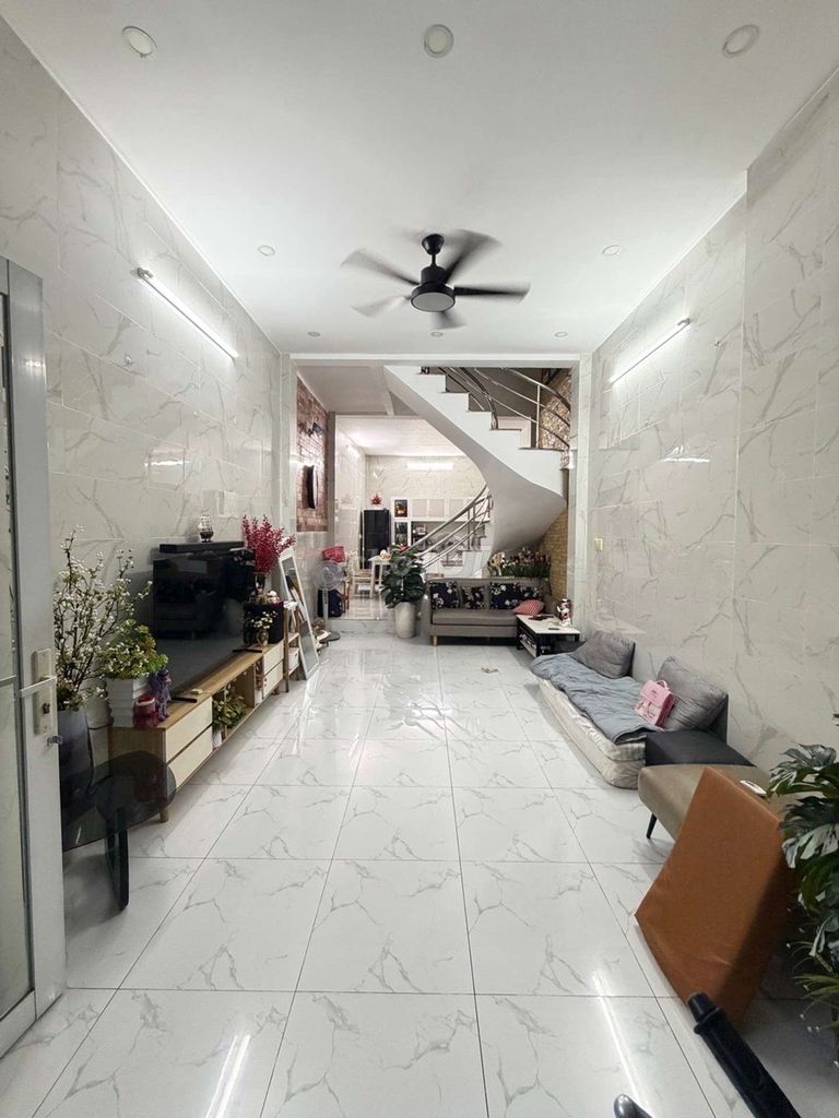 nhà bán phan văn trị 3 tầng sổ hồng riêng 52m2