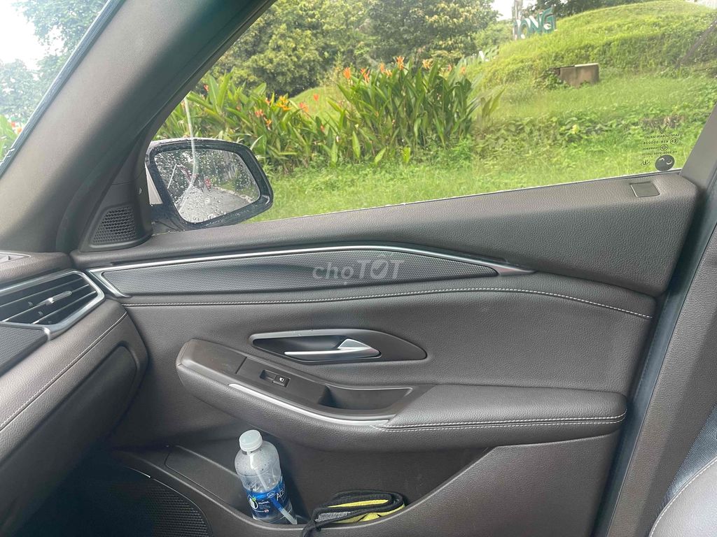 VinFast Lux A2.0 2022 A2.0 plus - 56700 km. Mua bán Ô tô tại Quận 4 Tp Hồ Chí Minh được đăng bởi Nam Pham hình 7