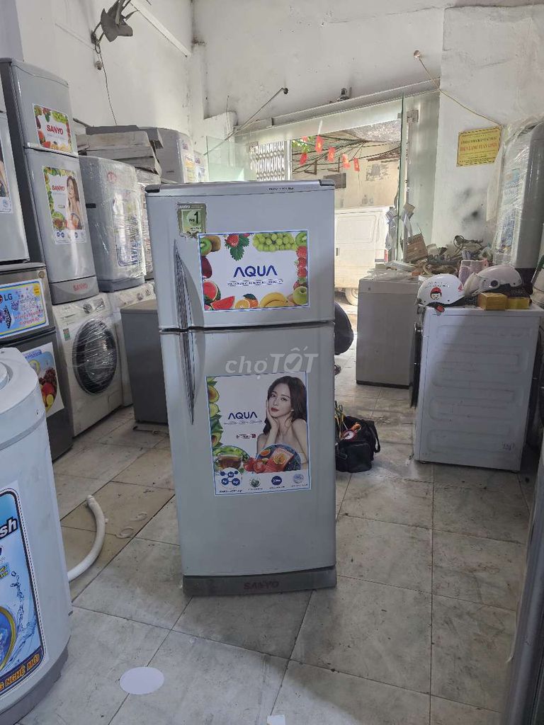 Tủ lạnh Sanyo 180lit bảo hành 3 tháng. Mua bán Tủ lạnh tại Quận Thanh Xuân Hà Nội được đăng bởi Máy Giặt Tủ Lạnh Hà Nội hình 1