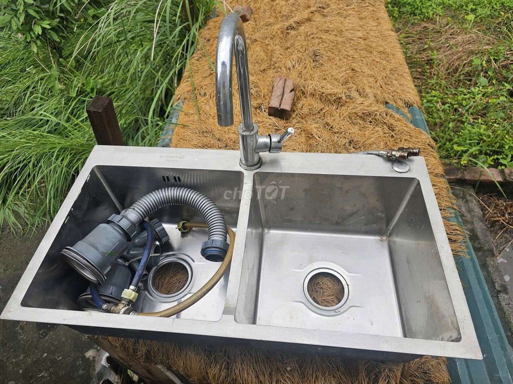 Vòi chậu rửa bát KOKPID Inox Bạc. Mua bán Dụng cụ nhà bếp tại Huyện Gia Lâm Hà Nội được đăng bởi Vương hình 1