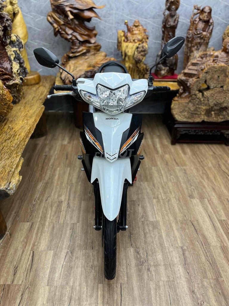 👉Wave blade 2021 chính chủ bstp bản thể thao. Mua bán Xe máy tại Quận 7 Tp Hồ Chí Minh được đăng bởi Xe Cũ Hiếu CT hình 3