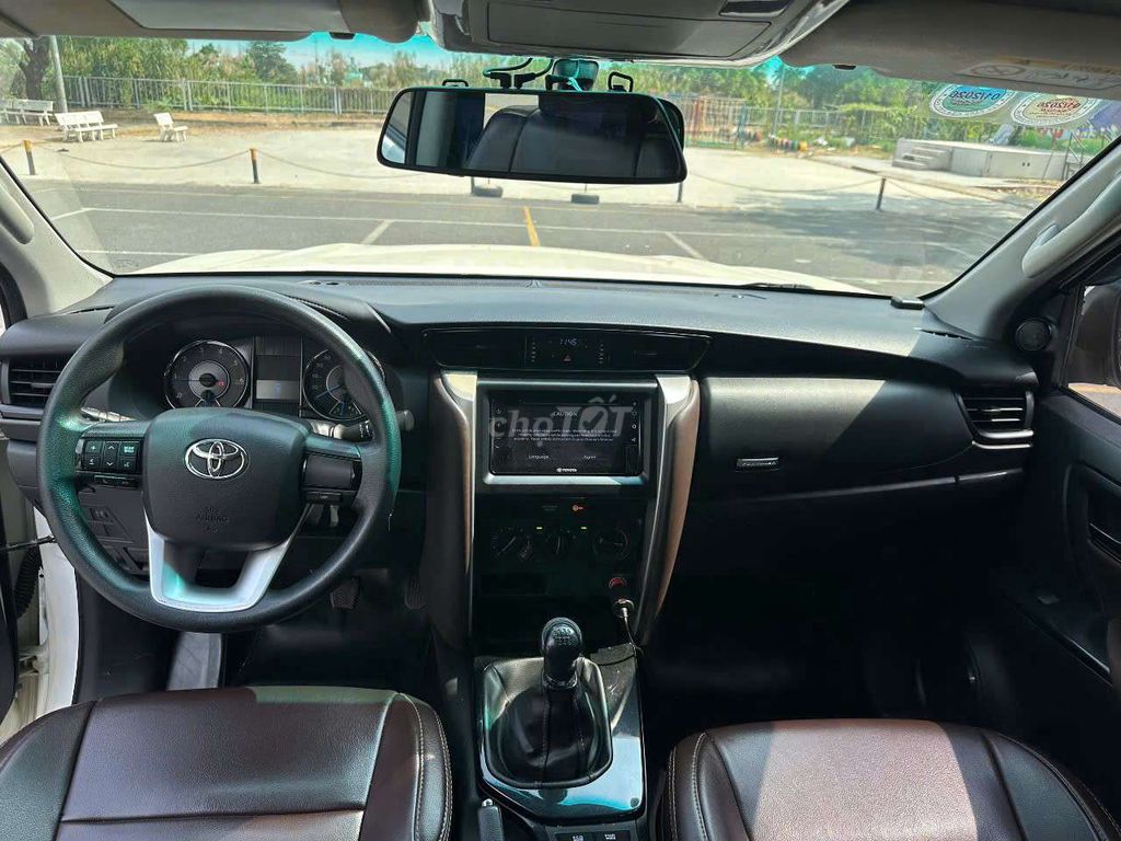 Toyota Fortuner 2019 2.4G 4x2 MT - 95000 km