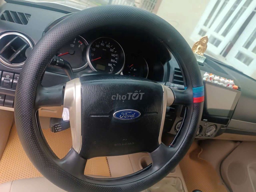 Ford Everest 2013 Số sàn Bạc. Mua bán Ô tô tại Huyện Bảo Lâm Lâm Đồng được đăng bởi Nhung hình 7