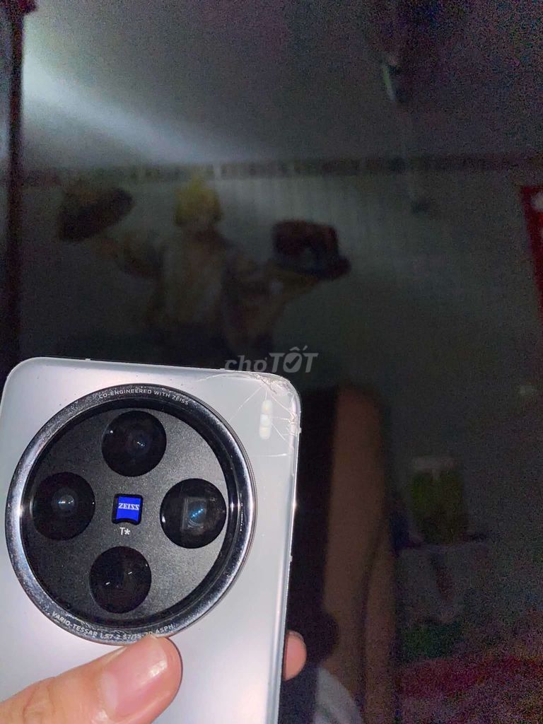 Vivo X200 Trắng 12GB/256GB. Mua bán Điện thoại tại Huyện Tân Trụ Long An được đăng bởi min anh hình 1
