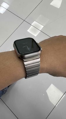 Apple Watch 7 - 45mm - case Utral
