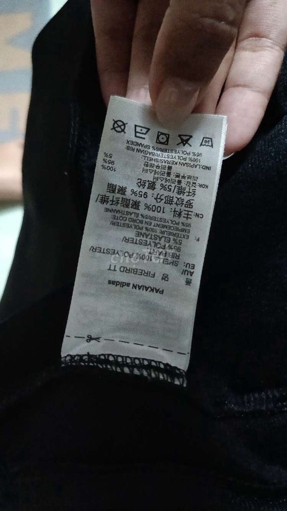 Áo khoác Adidas ( chính hãng )