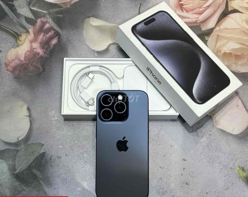 Kẹt tiền bán iphone 15 ProMax titan Blue BH dài 6T