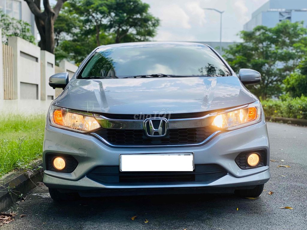 Honda City Bạc CVT 2017. Mua bán Ô tô tại Quận Gò Vấp Tp Hồ Chí Minh được đăng bởi Phạm Phước Hùng hình 1