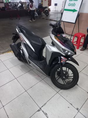 Vario 150 bạc tem đỏ 2021. Mua bán Xe máy tại Quận 1 Tp Hồ Chí Minh được đăng bởi malik zayn