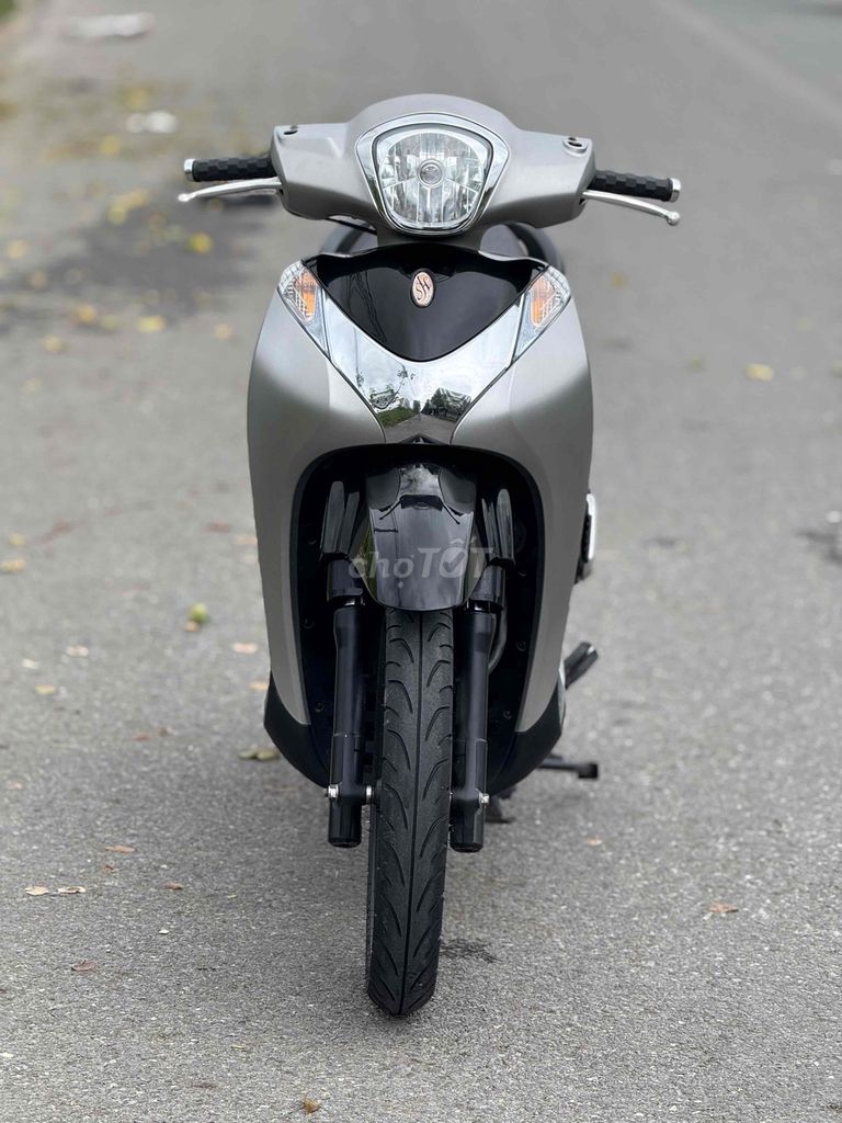 Sh mode 2014 biển 43 máy móc rin ngon chạy nhẹ tơn. Mua bán Xe máy tại Quận Liên Chiểu Đà Nẵng được đăng bởi Nhật Tình hình 3