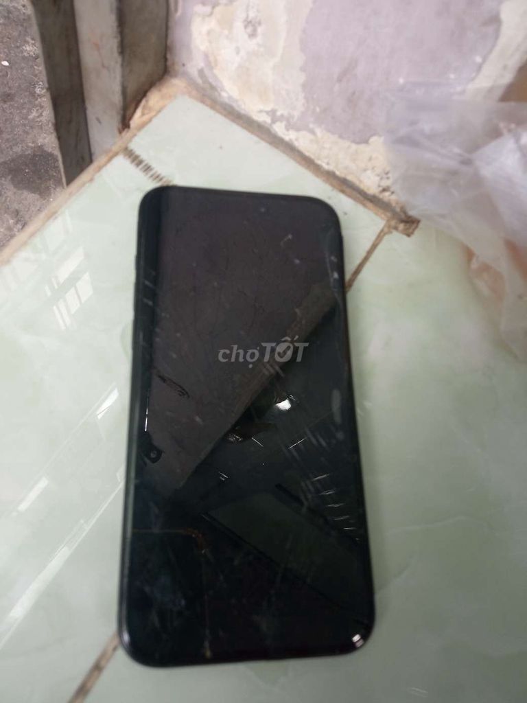 thanh lý xác có nguồn ghim vào nhận công xạc pin. Mua bán Điện thoại tại Quận 8 Tp Hồ Chí Minh được đăng bởi truongquocvinh hình 1