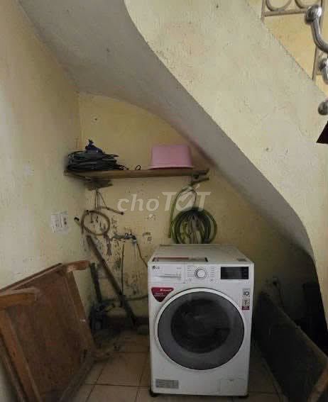 Аренда дома 35м x 3 этажа в переулке 319 Там Чинь, Хоанг Май
