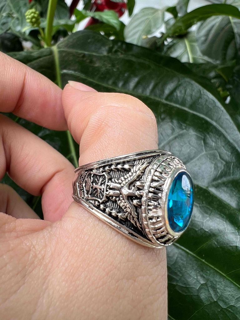 Nhẫn mỹ Bạc Ta đính đá xanh Mới. Mua bán Phụ kiện thời trang khác tại Quận Hải Châu Đà Nẵng được đăng bởi Mymy hình 1